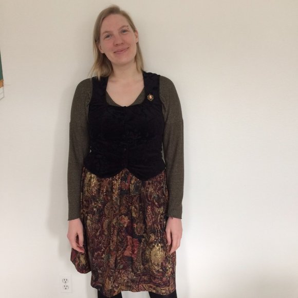 Meet your Posher, Krista - Picture 1 of 1